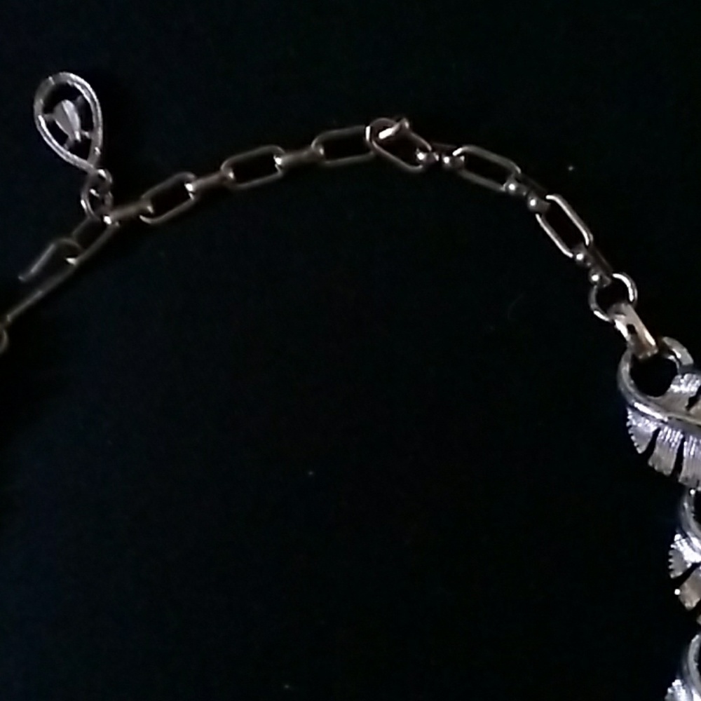 Necklace - Picture 2 of 2